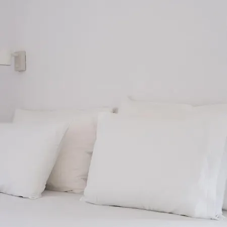 The Botanist سكوبيلوس تاون