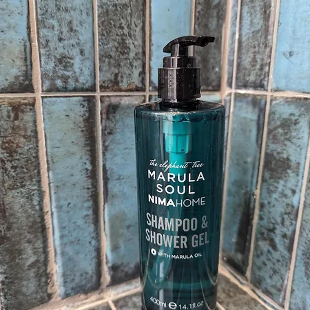 The Botanist سكوبيلوس تاون