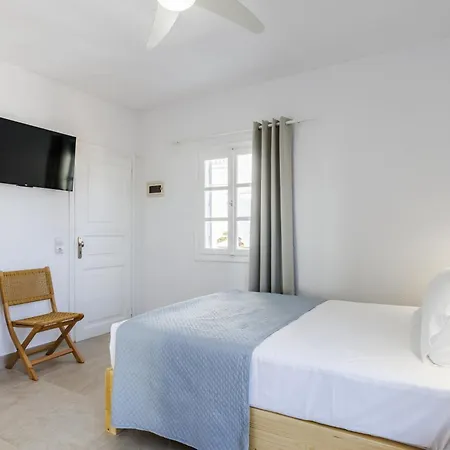 The Botanist Affittacamere 3*